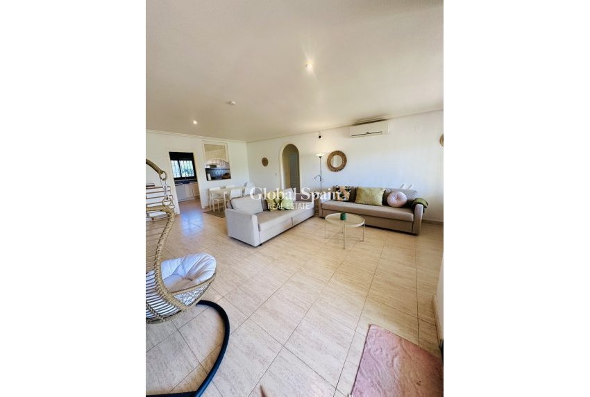 Odsprzedaż - MIESZKANIE -
ORIHUELA COSTA - 