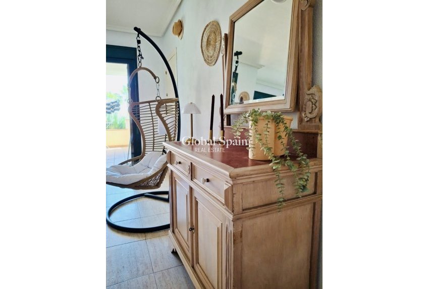 Odsprzedaż - MIESZKANIE -
ORIHUELA COSTA - 