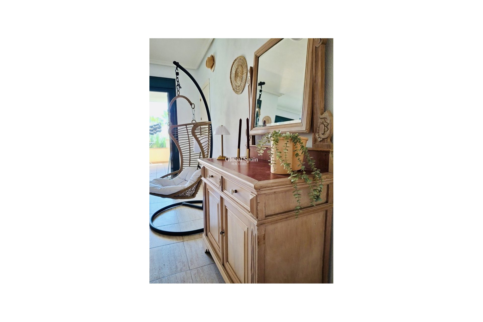 Odsprzedaż - MIESZKANIE -
ORIHUELA COSTA - 