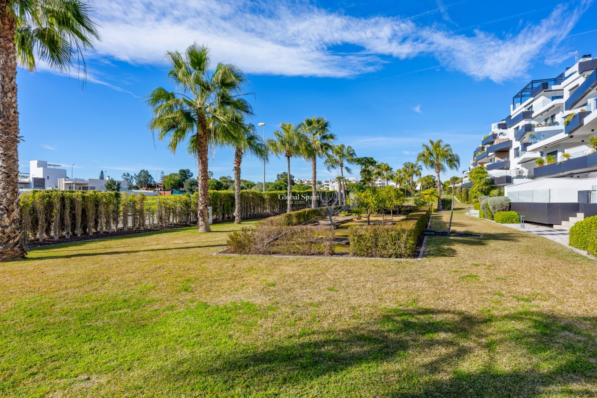 Odsprzedaż - MIESZKANIE -
ORIHUELA COSTA - 