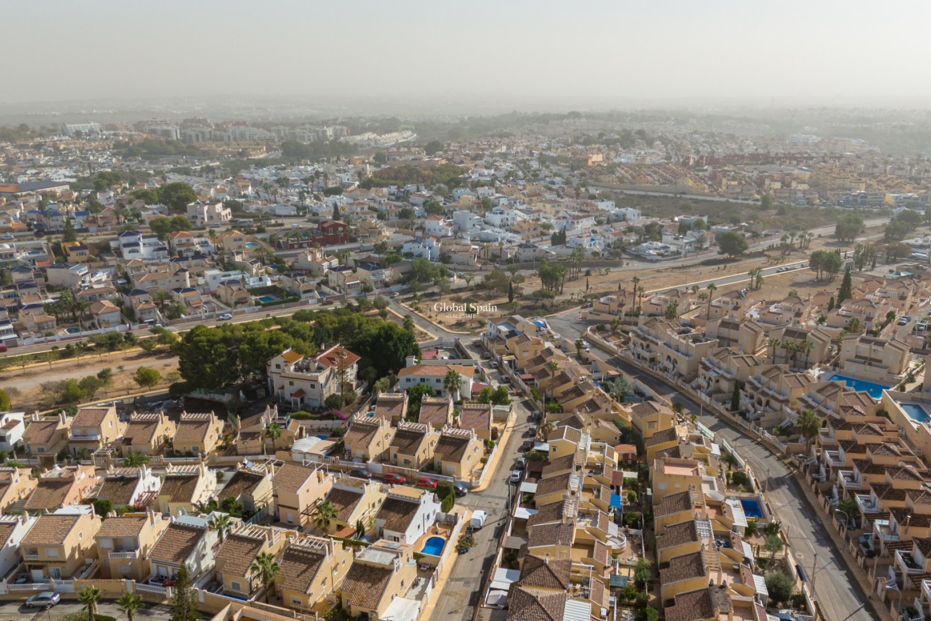 Odsprzedaż - MIESZKANIE -
ORIHUELA COSTA - 