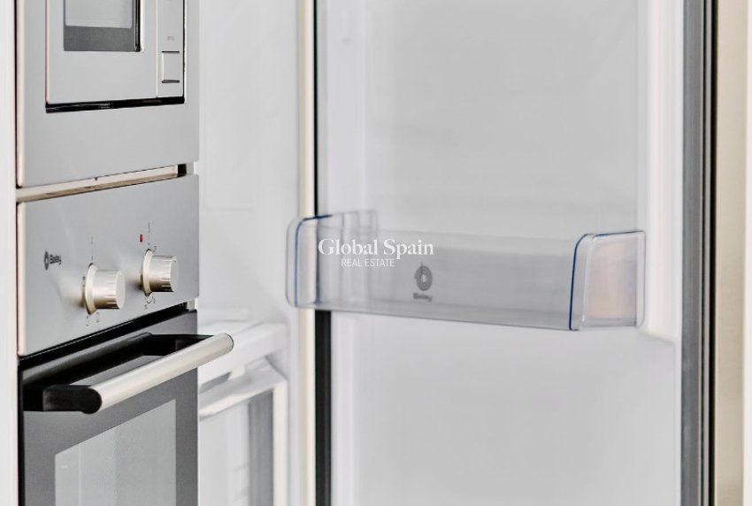 Odsprzedaż - MIESZKANIE -
ORIHUELA COSTA - 