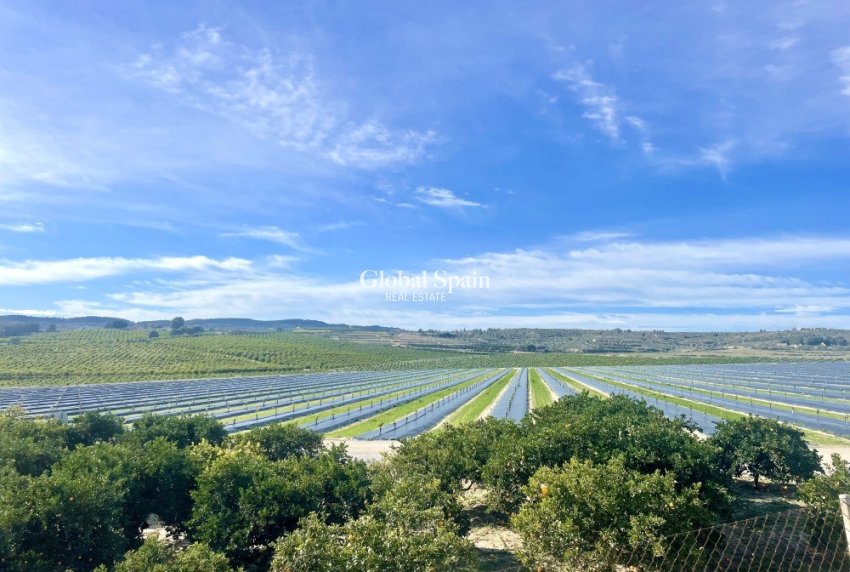 Odsprzedaż - MIESZKANIE -
ORIHUELA COSTA - 