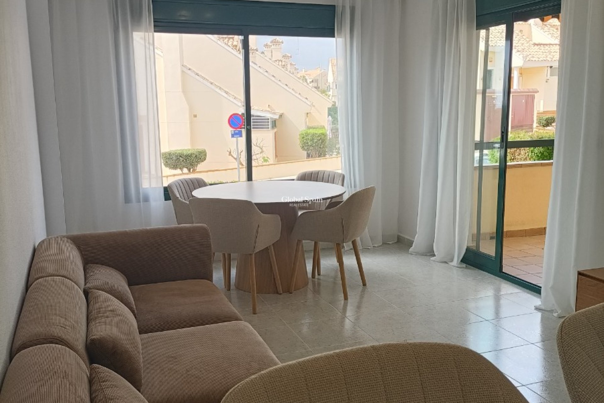 Odsprzedaż - MIESZKANIE -
ORIHUELA COSTA - 