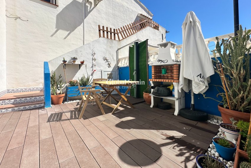 Odsprzedaż - MIESZKANIE -
ORIHUELA COSTA - 