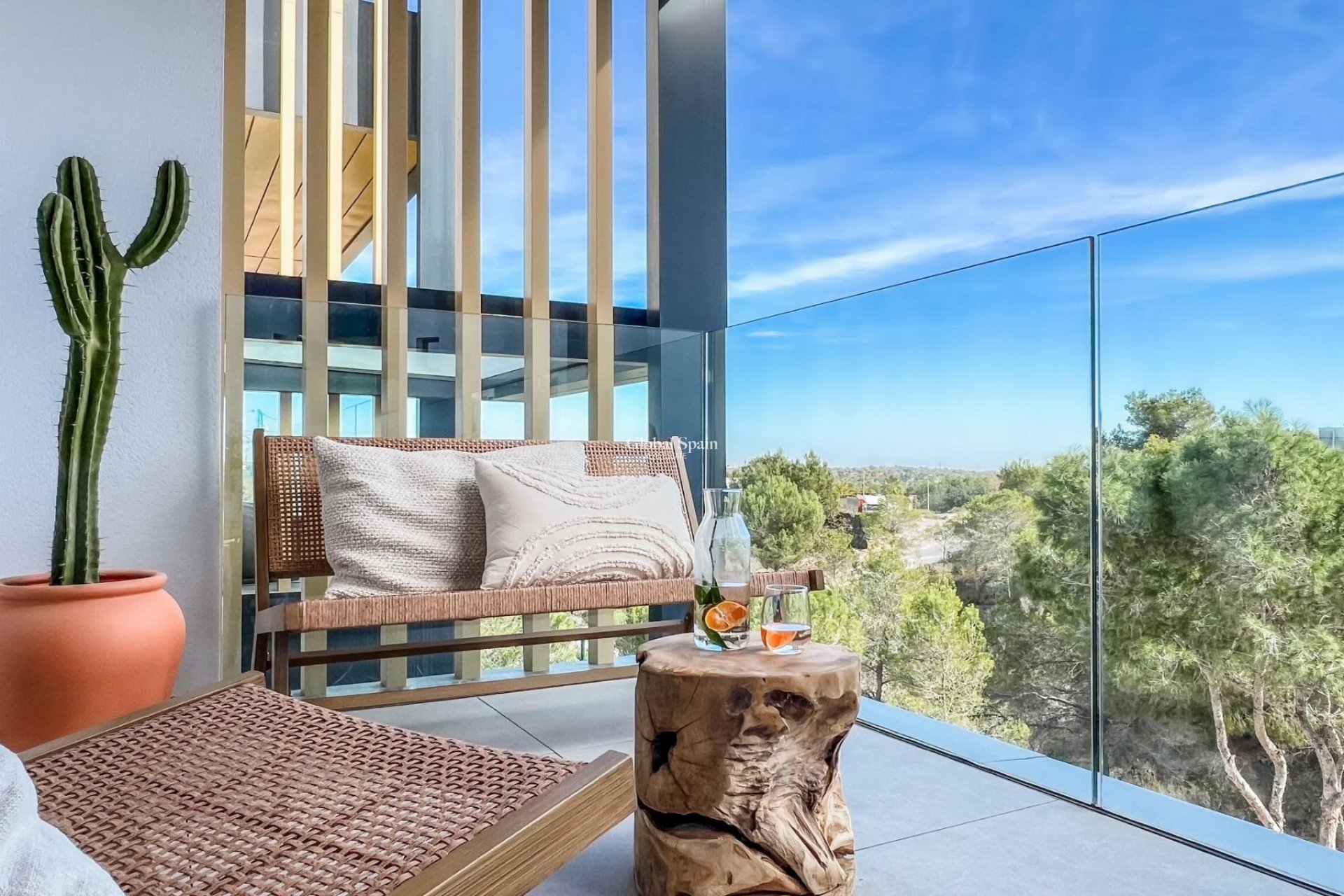 Odsprzedaż - MIESZKANIE -
ORIHUELA COSTA - 