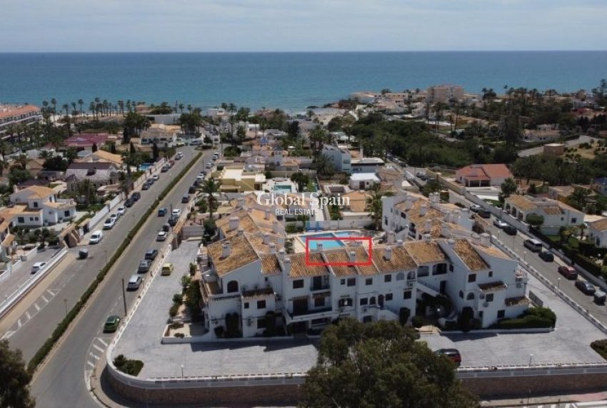 Odsprzedaż - MIESZKANIE -
ORIHUELA COSTA - 