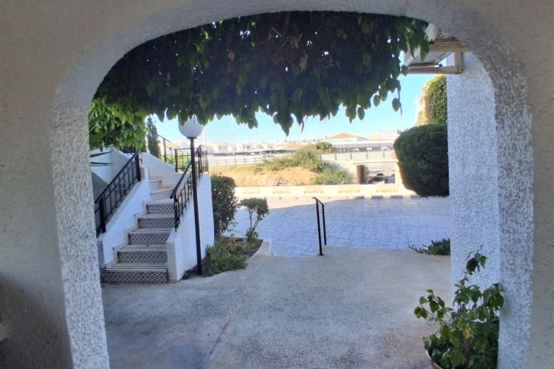 Odsprzedaż - MIESZKANIE -
ORIHUELA COSTA - 