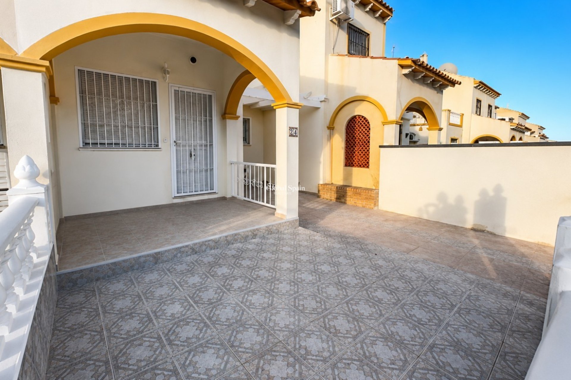 Odsprzedaż - MIESZKANIE -
ORIHUELA COSTA - 