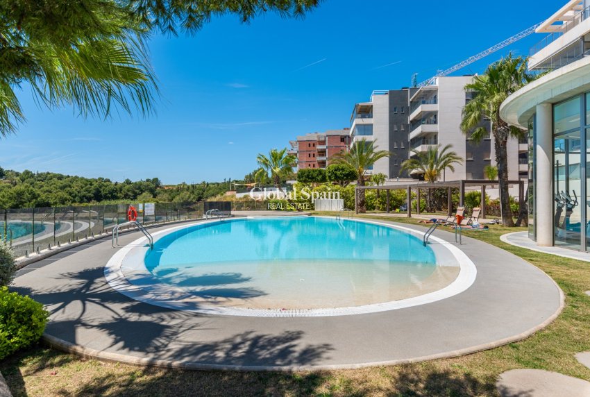 Odsprzedaż - MIESZKANIE -
ORIHUELA COSTA - 