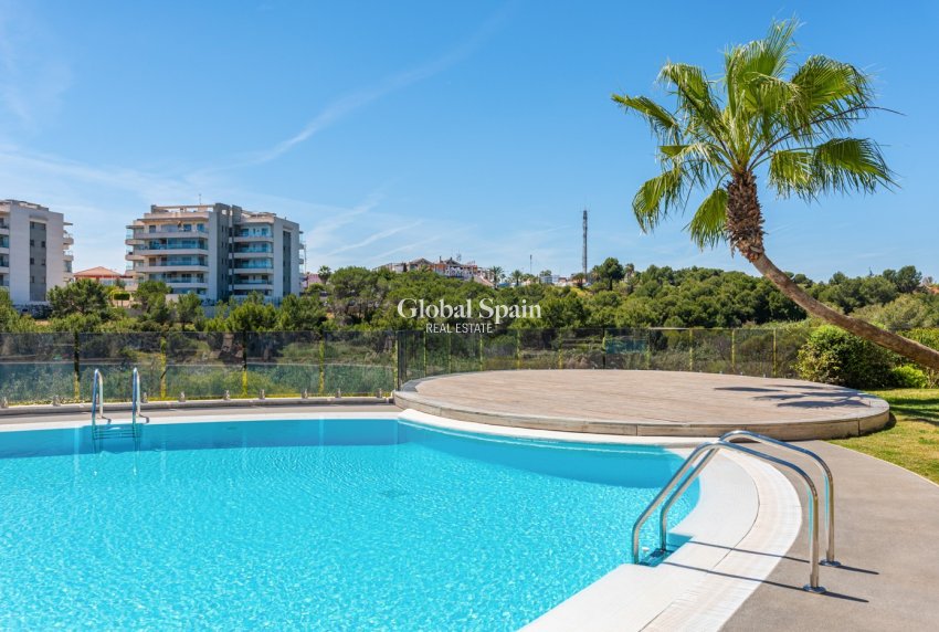 Odsprzedaż - MIESZKANIE -
ORIHUELA COSTA - 