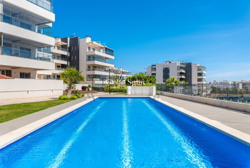 Odsprzedaż - MIESZKANIE -
ORIHUELA COSTA - 