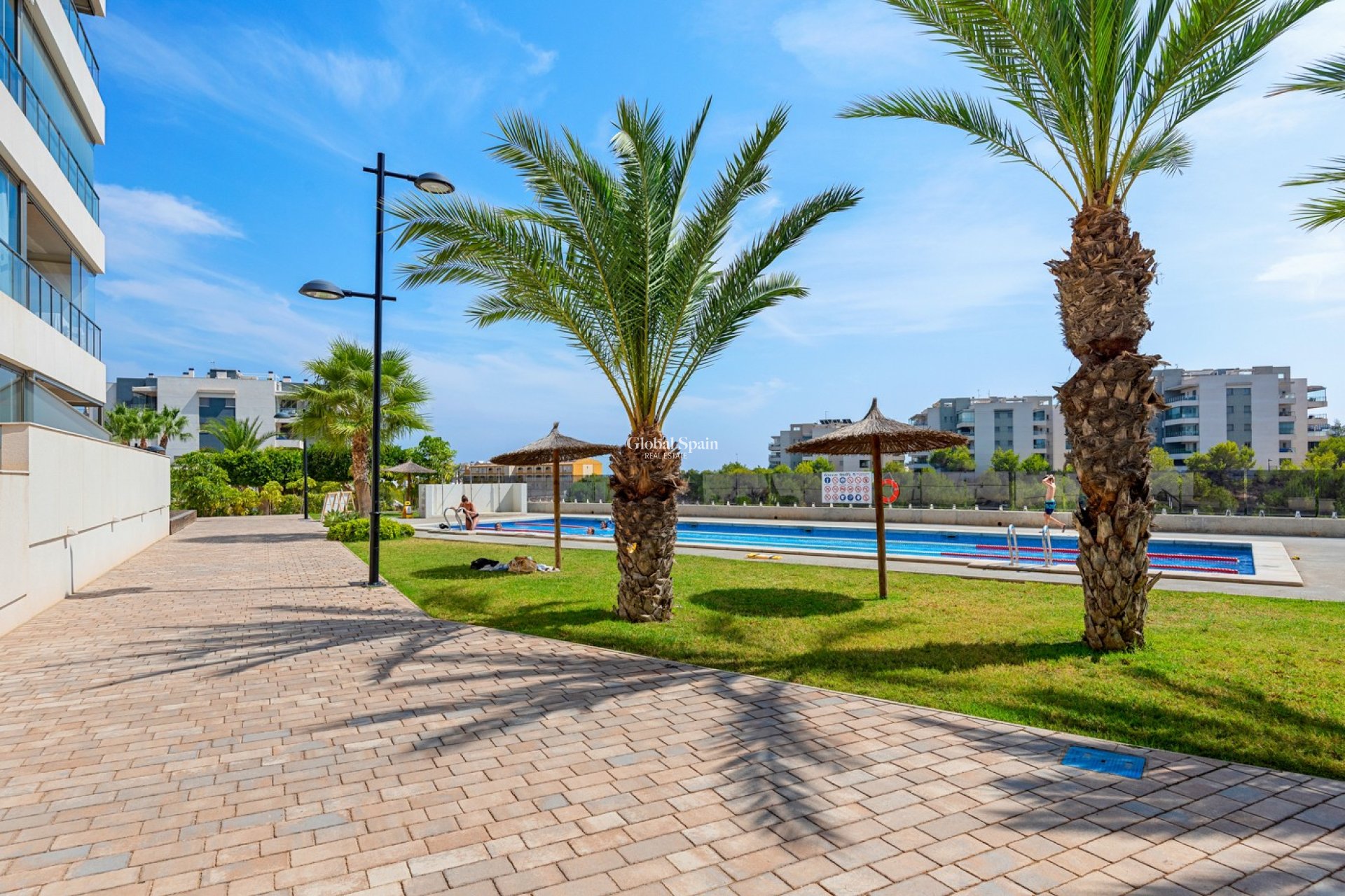 Odsprzedaż - MIESZKANIE -
ORIHUELA COSTA - 