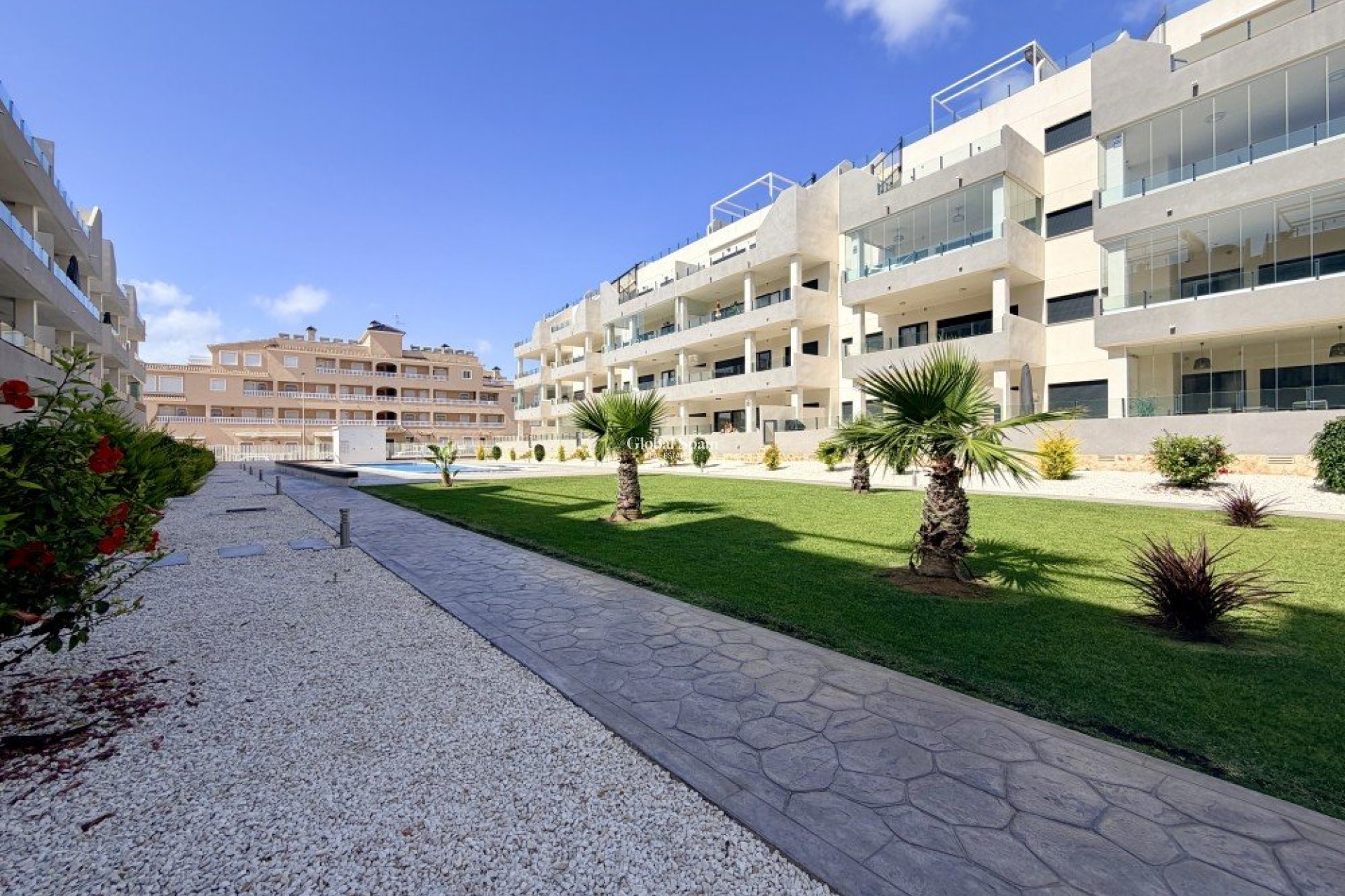 Odsprzedaż - MIESZKANIE -
ORIHUELA COSTA - 