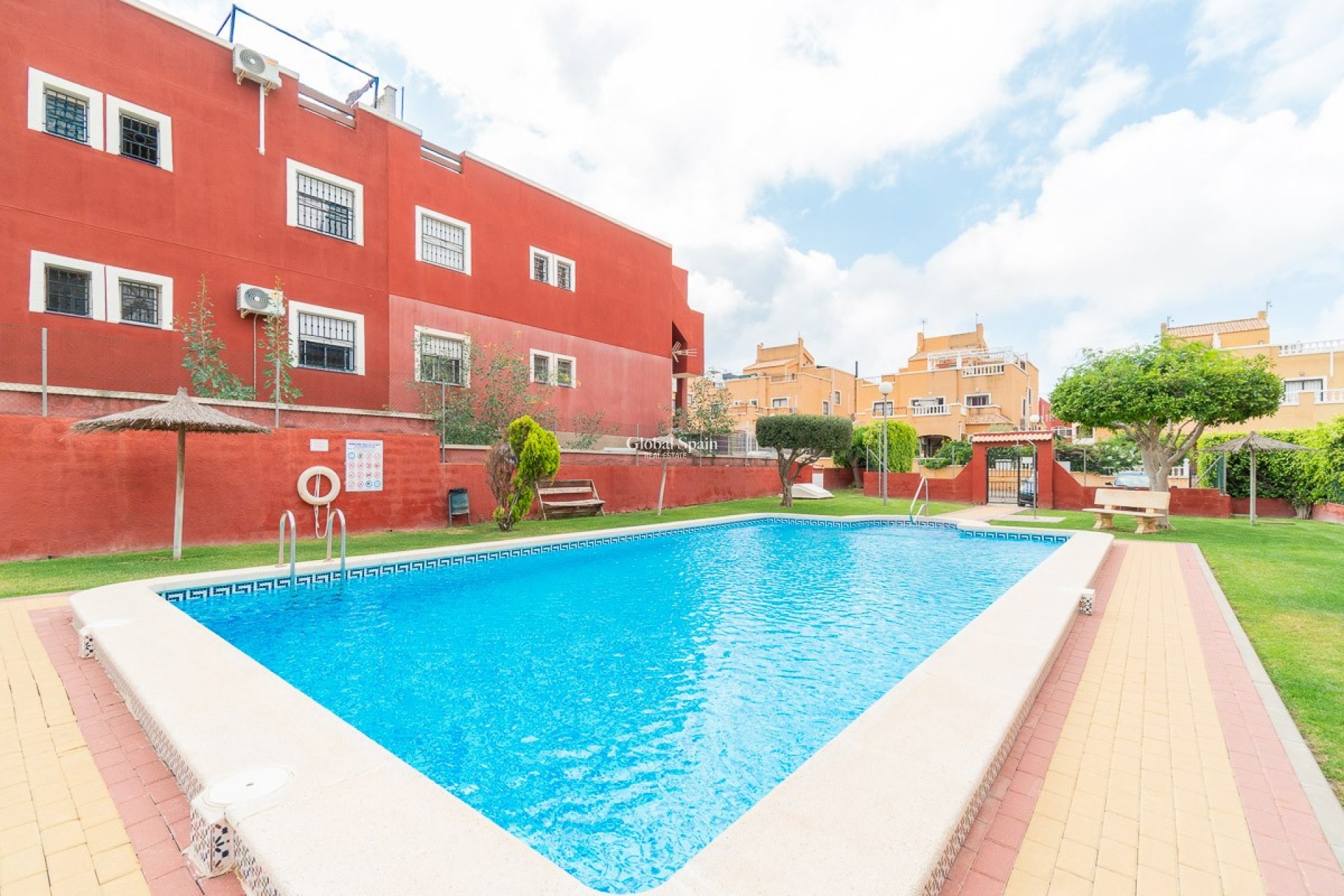 Odsprzedaż - MIESZKANIE -
ORIHUELA COSTA - 