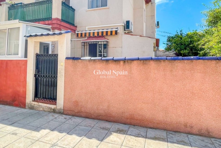 Odsprzedaż - MIESZKANIE -
ORIHUELA COSTA - 