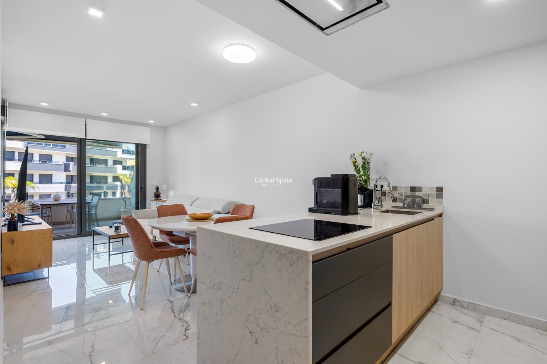 Odsprzedaż - MIESZKANIE -
ORIHUELA COSTA - 