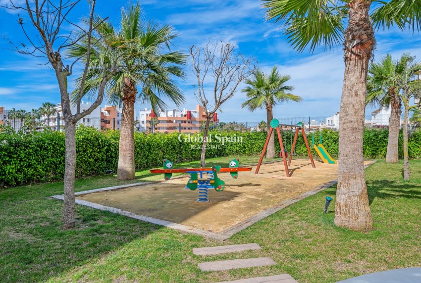 Odsprzedaż - MIESZKANIE -
ORIHUELA COSTA - 