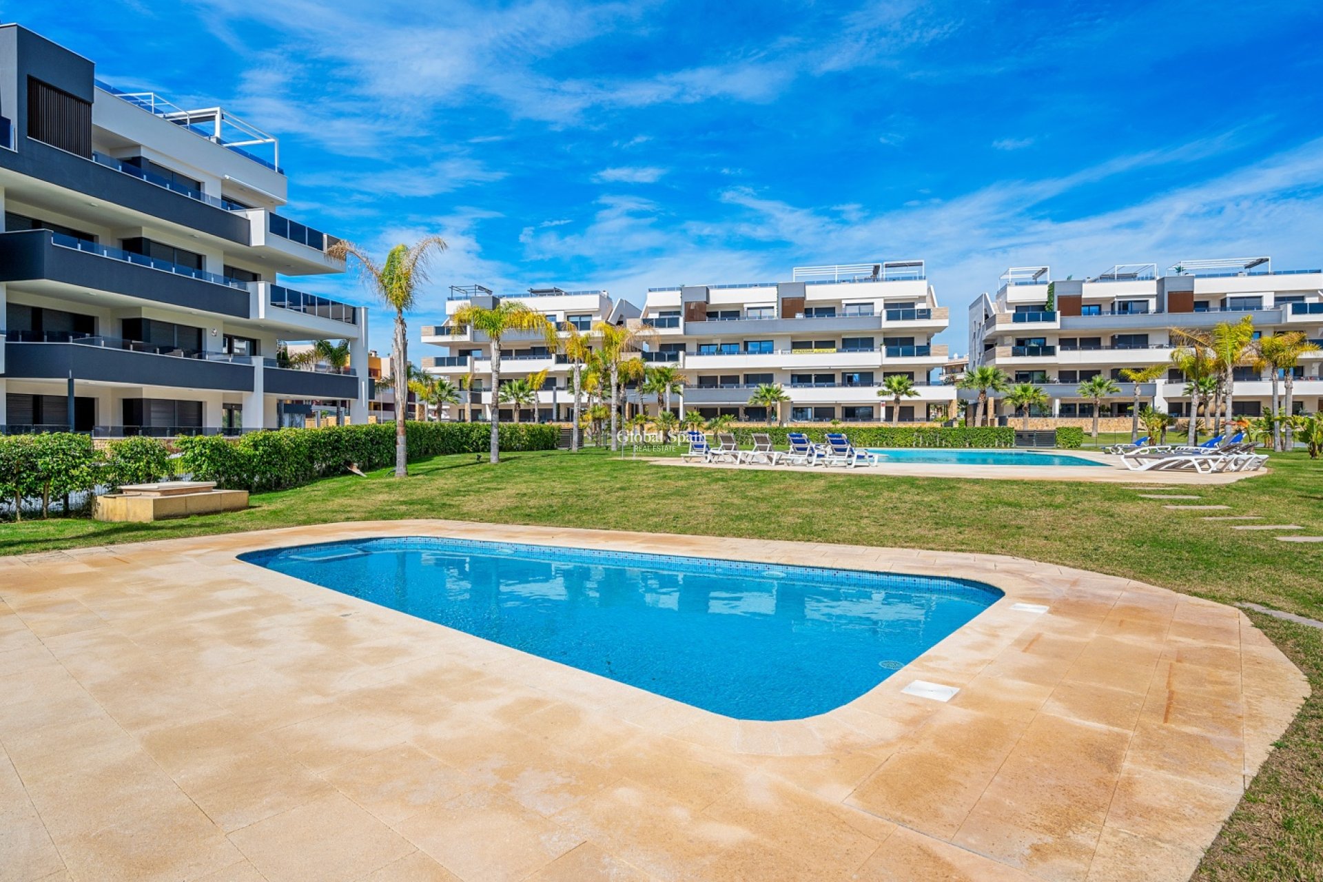 Odsprzedaż - MIESZKANIE -
ORIHUELA COSTA - 