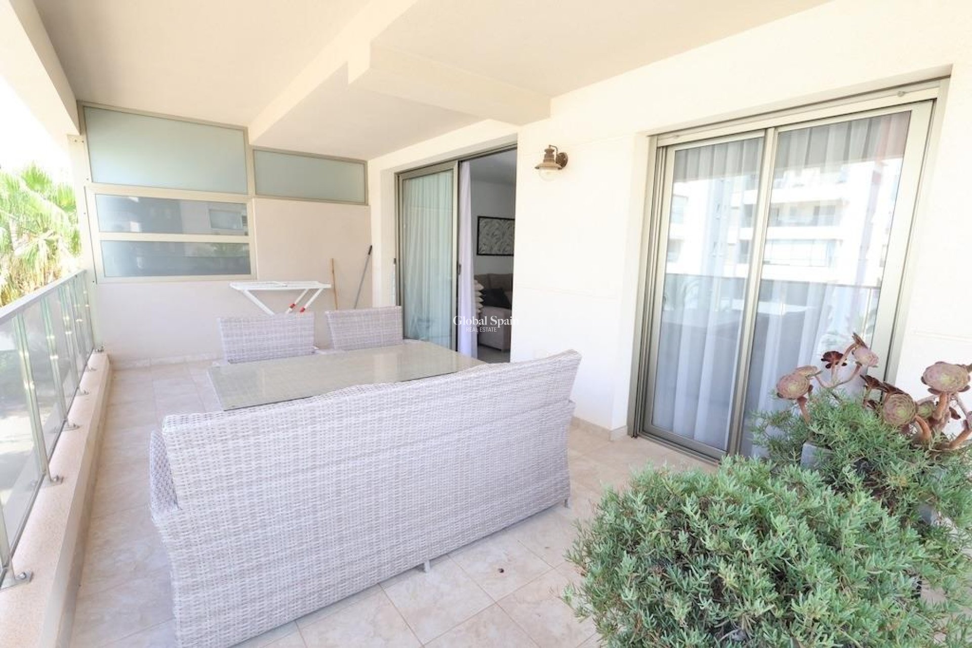 Odsprzedaż - MIESZKANIE -
ORIHUELA COSTA - 
