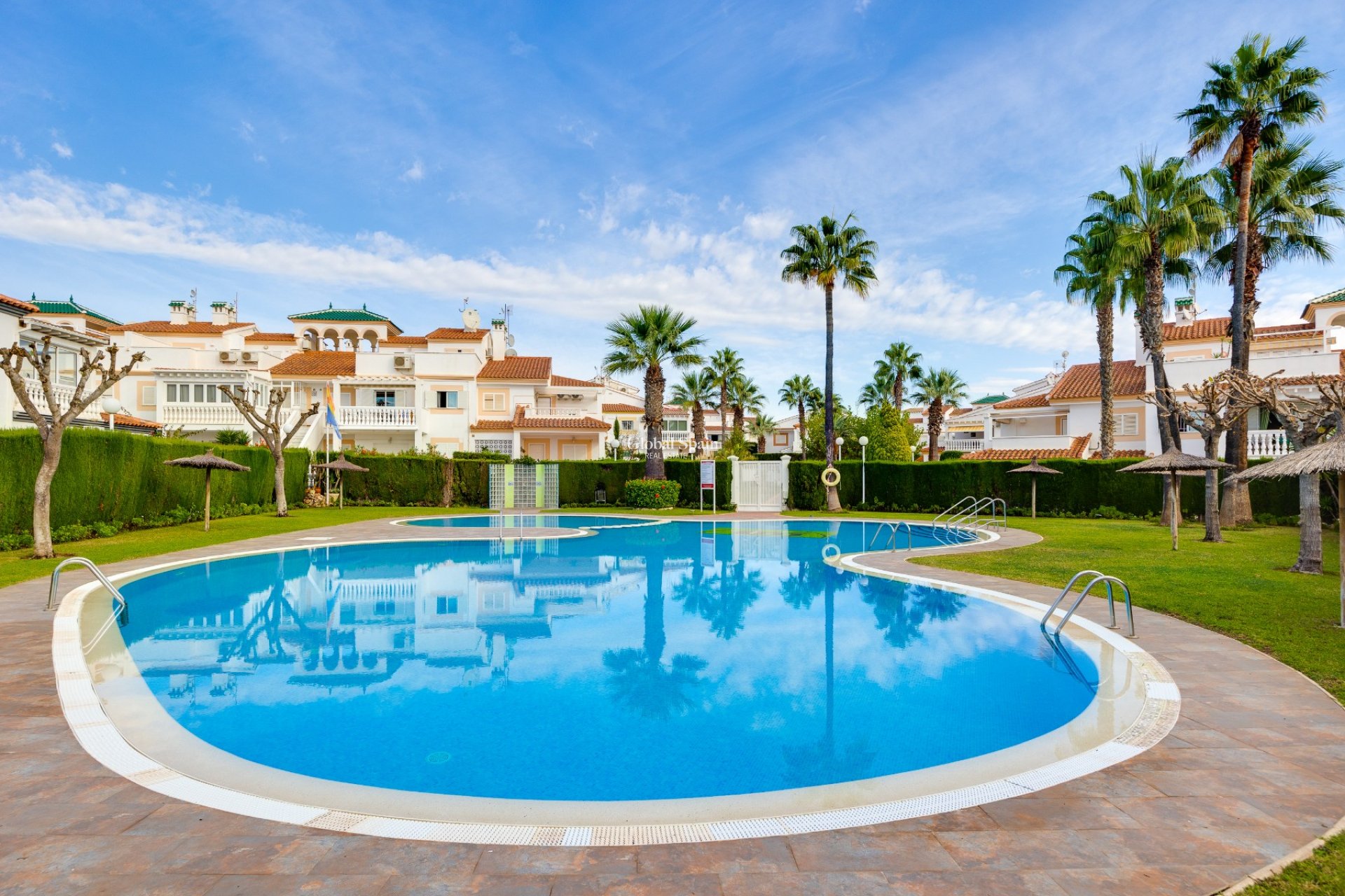 Odsprzedaż - MIESZKANIE -
ORIHUELA COSTA - 