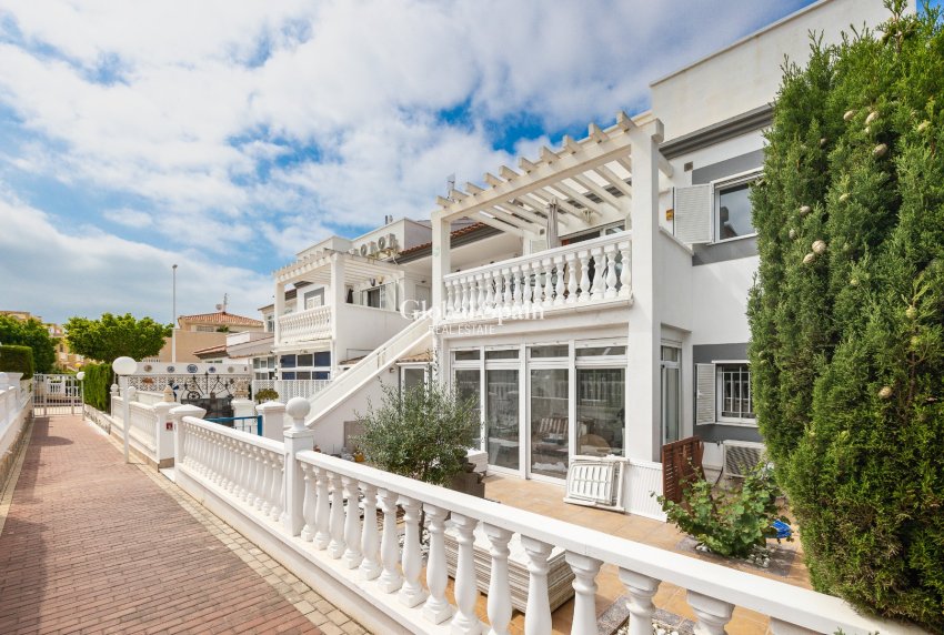 Odsprzedaż - MIESZKANIE -
ORIHUELA COSTA - 
