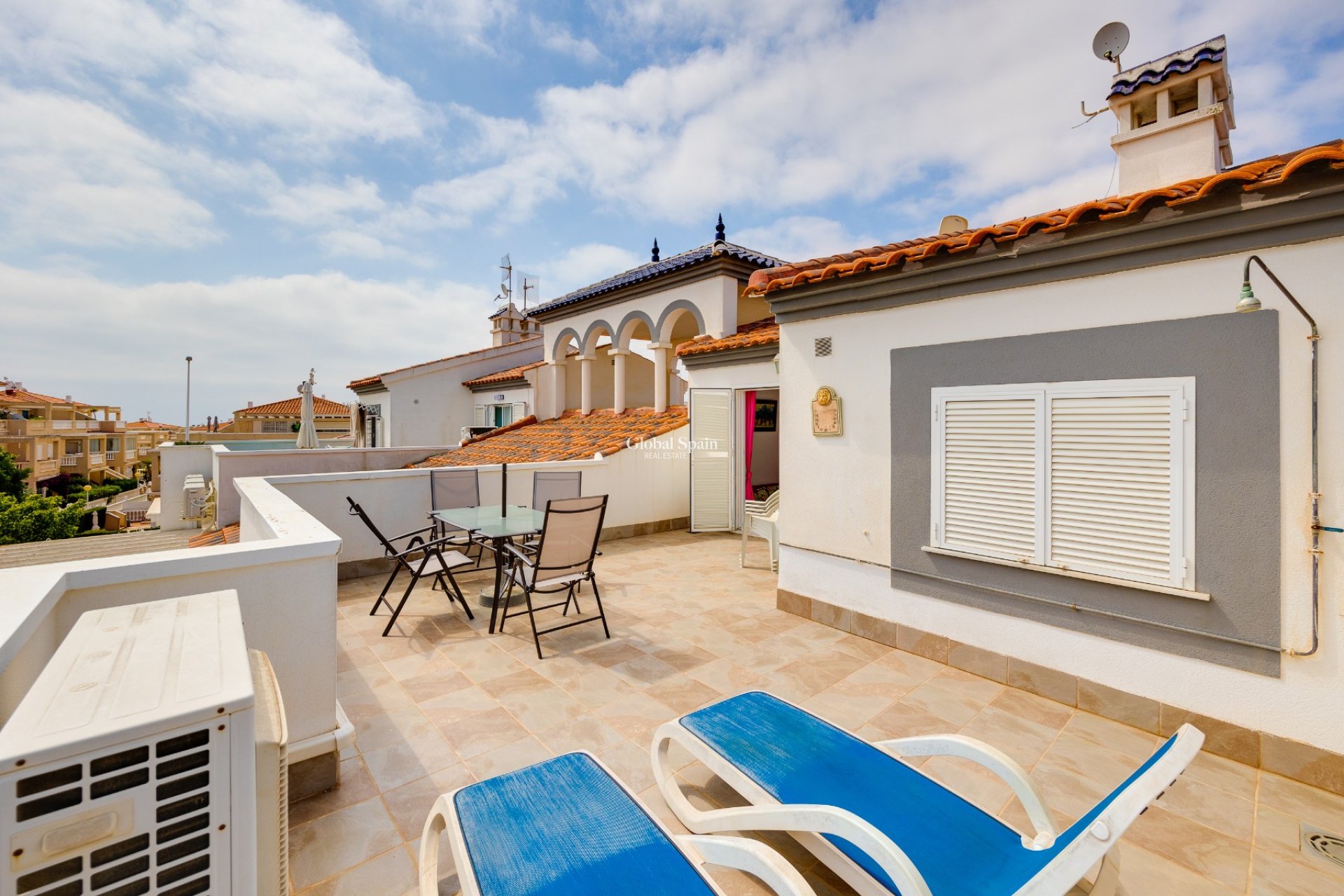 Odsprzedaż - MIESZKANIE -
ORIHUELA COSTA - 