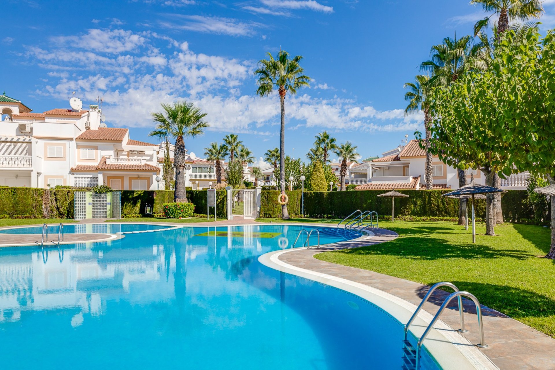 Odsprzedaż - MIESZKANIE -
ORIHUELA COSTA - 