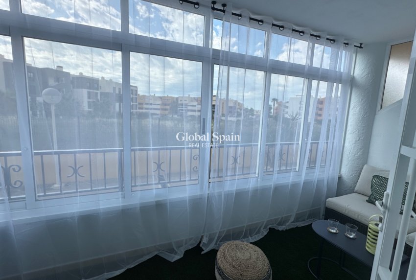 Odsprzedaż - MIESZKANIE -
ORIHUELA COSTA - 
