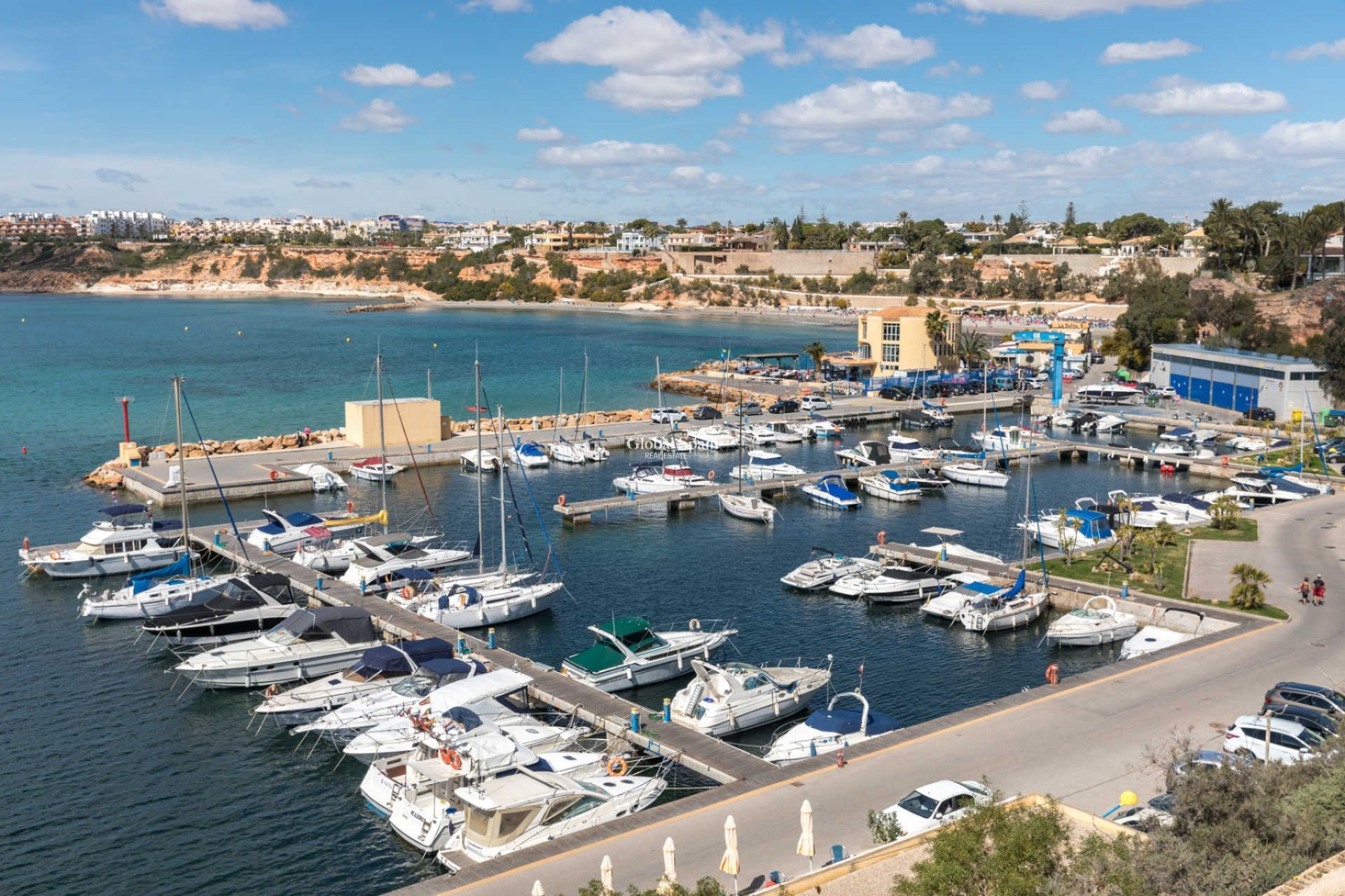 Odsprzedaż - MIESZKANIE -
ORIHUELA COSTA - 