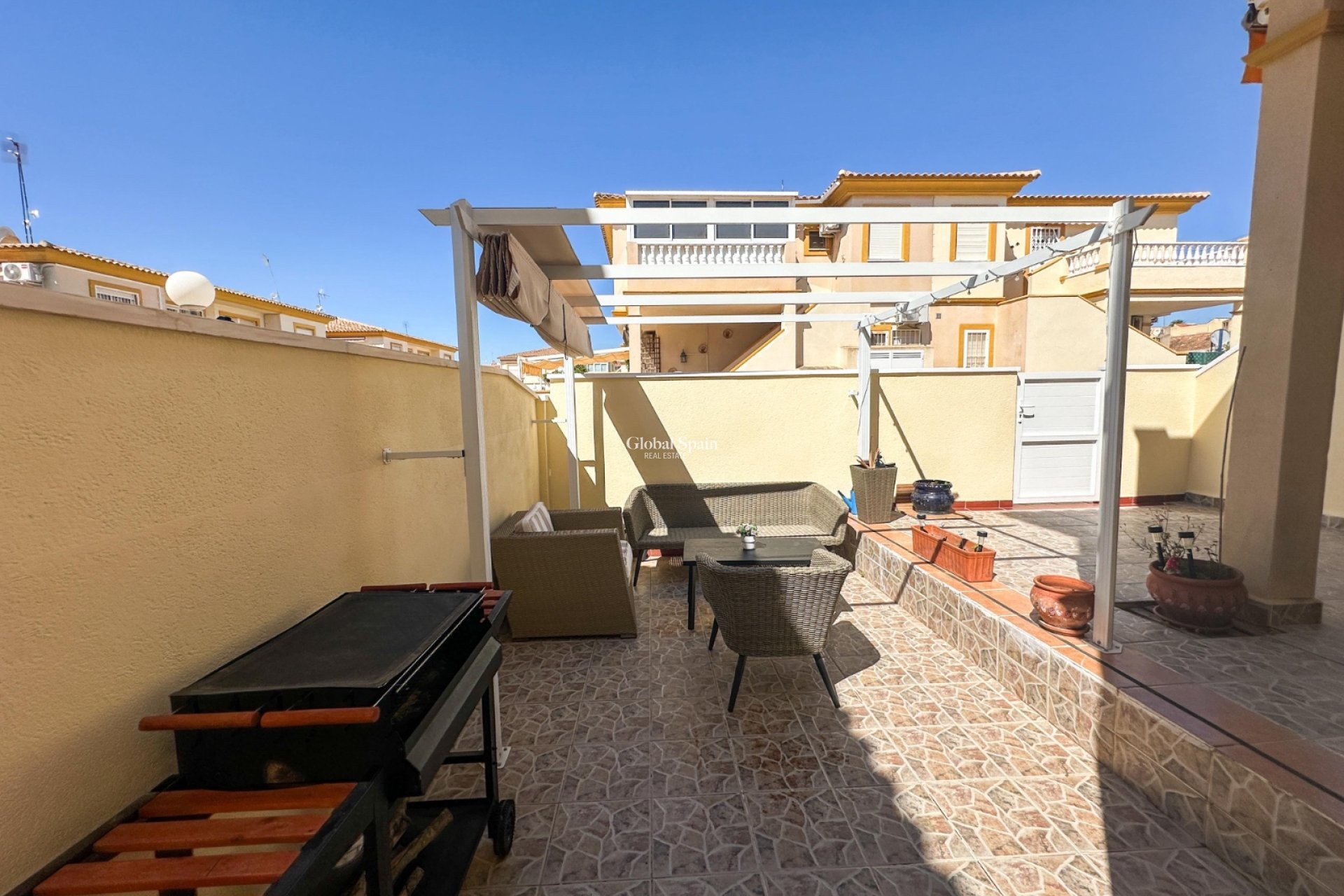 Odsprzedaż - MIESZKANIE -
ORIHUELA COSTA - 