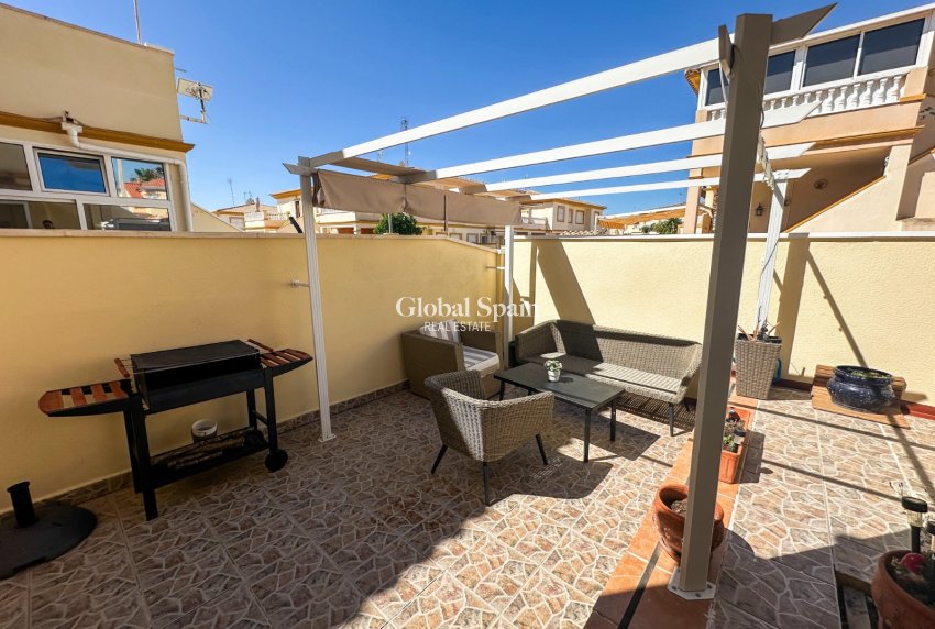 Odsprzedaż - MIESZKANIE -
ORIHUELA COSTA - 