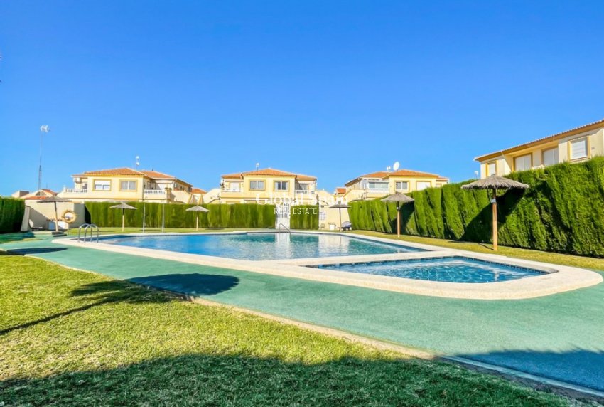 Odsprzedaż - MIESZKANIE -
ORIHUELA COSTA - 