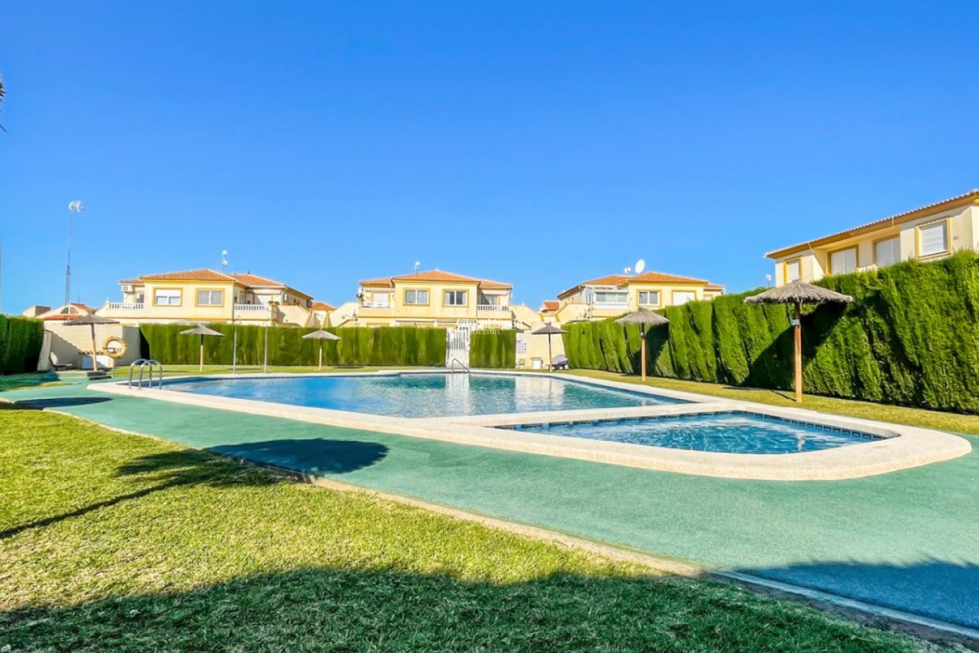 Odsprzedaż - MIESZKANIE -
ORIHUELA COSTA - 