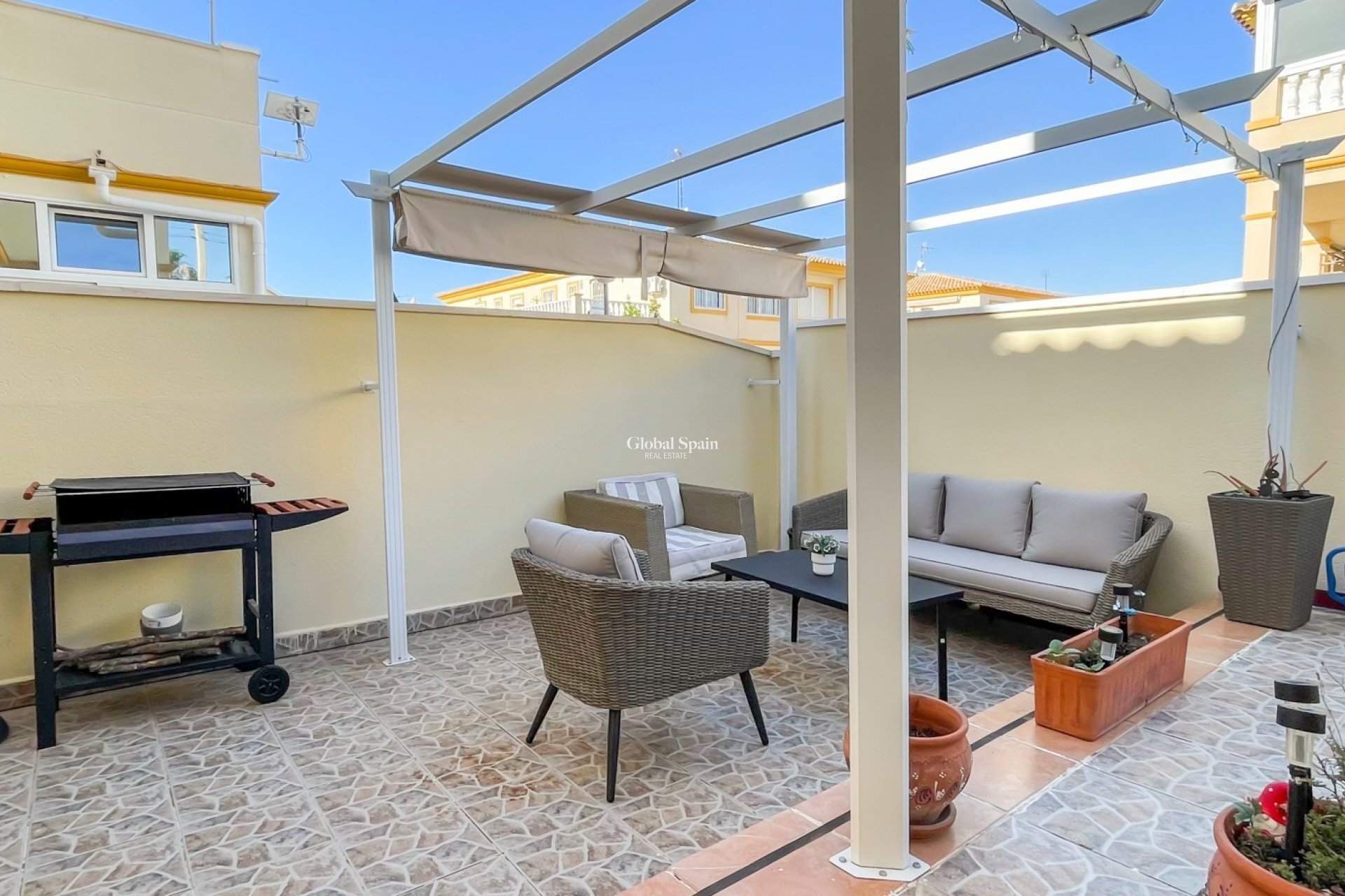 Odsprzedaż - MIESZKANIE -
ORIHUELA COSTA - 