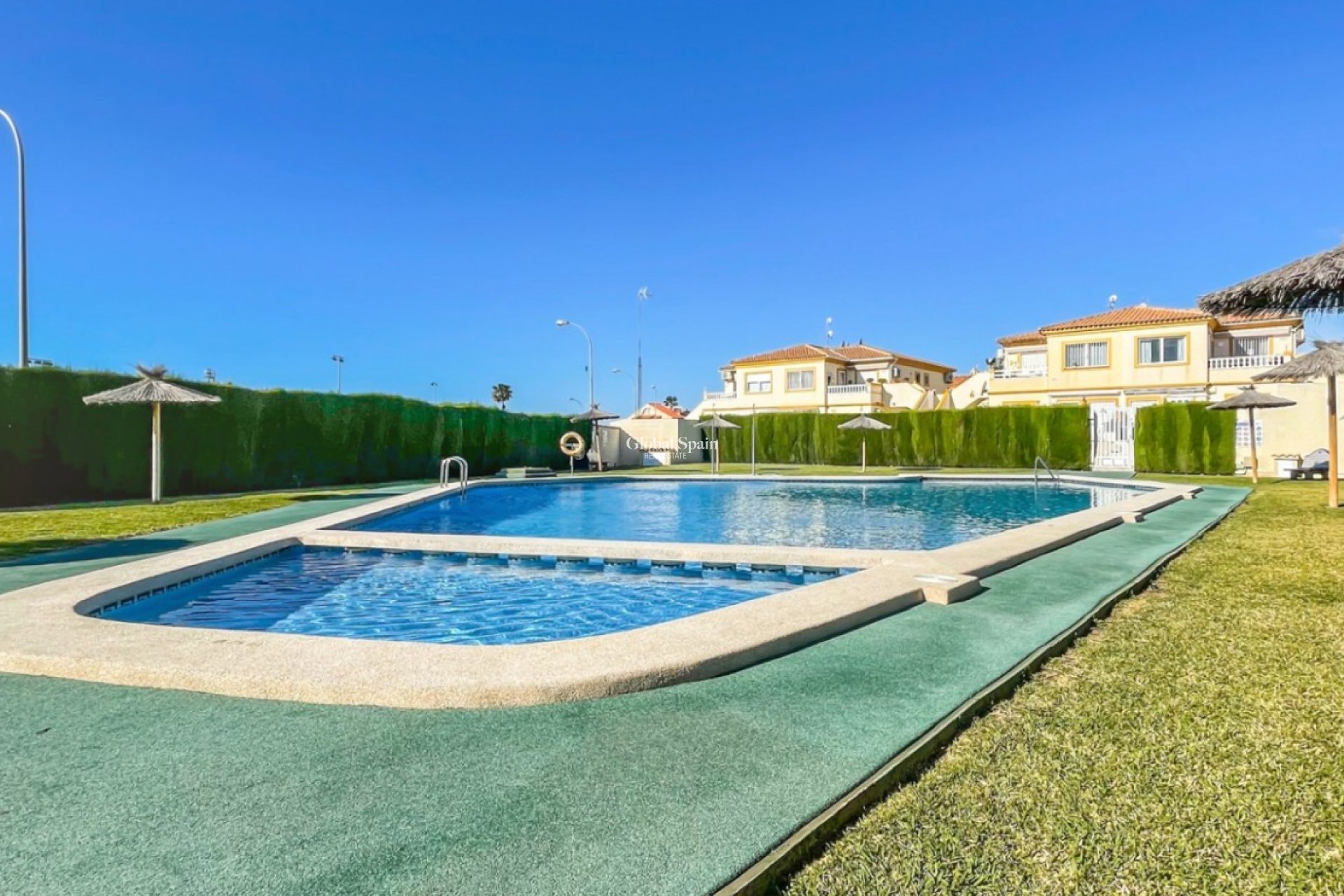 Odsprzedaż - MIESZKANIE -
ORIHUELA COSTA - 