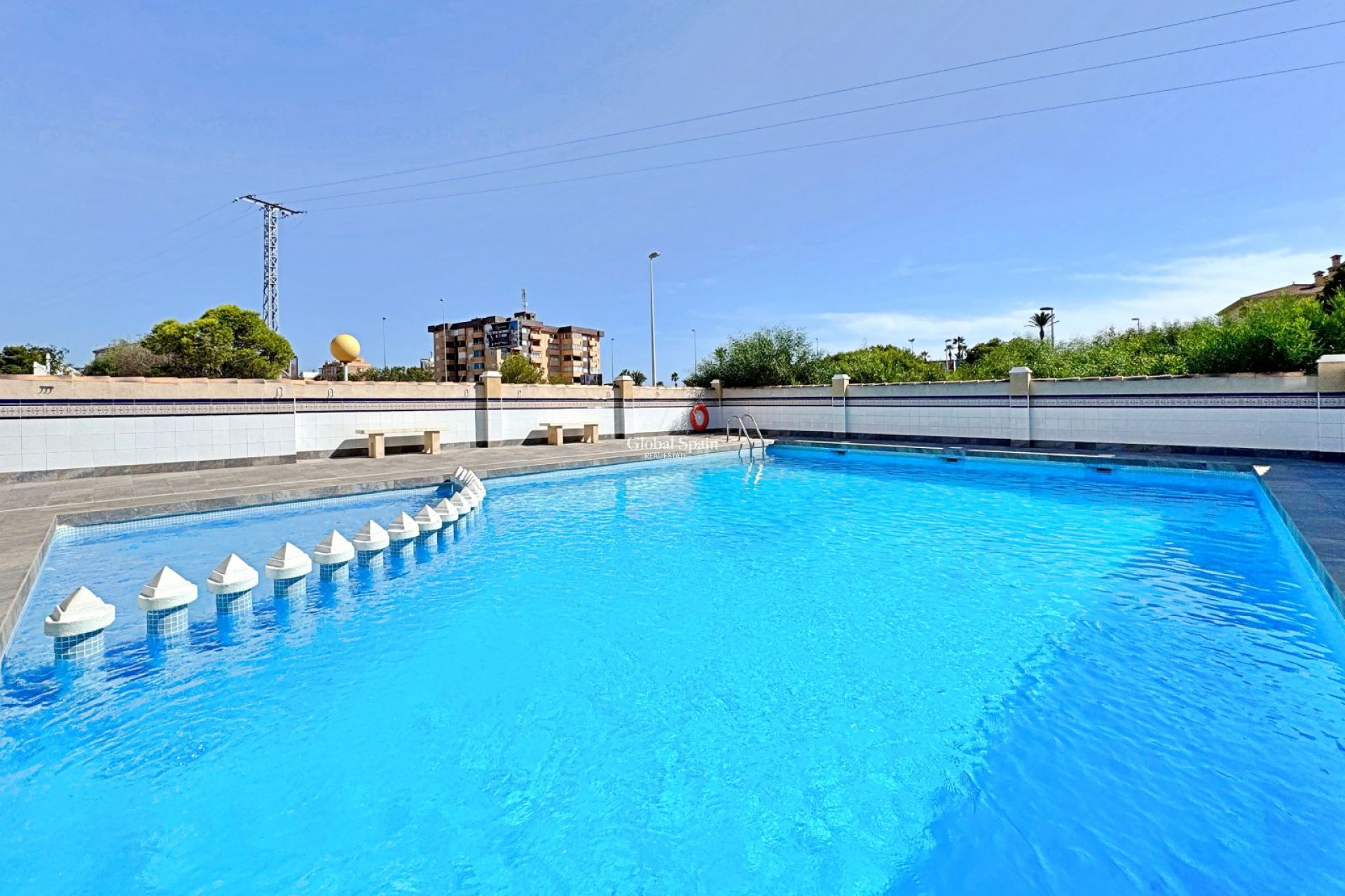 Odsprzedaż - MIESZKANIE -
ORIHUELA COSTA - 