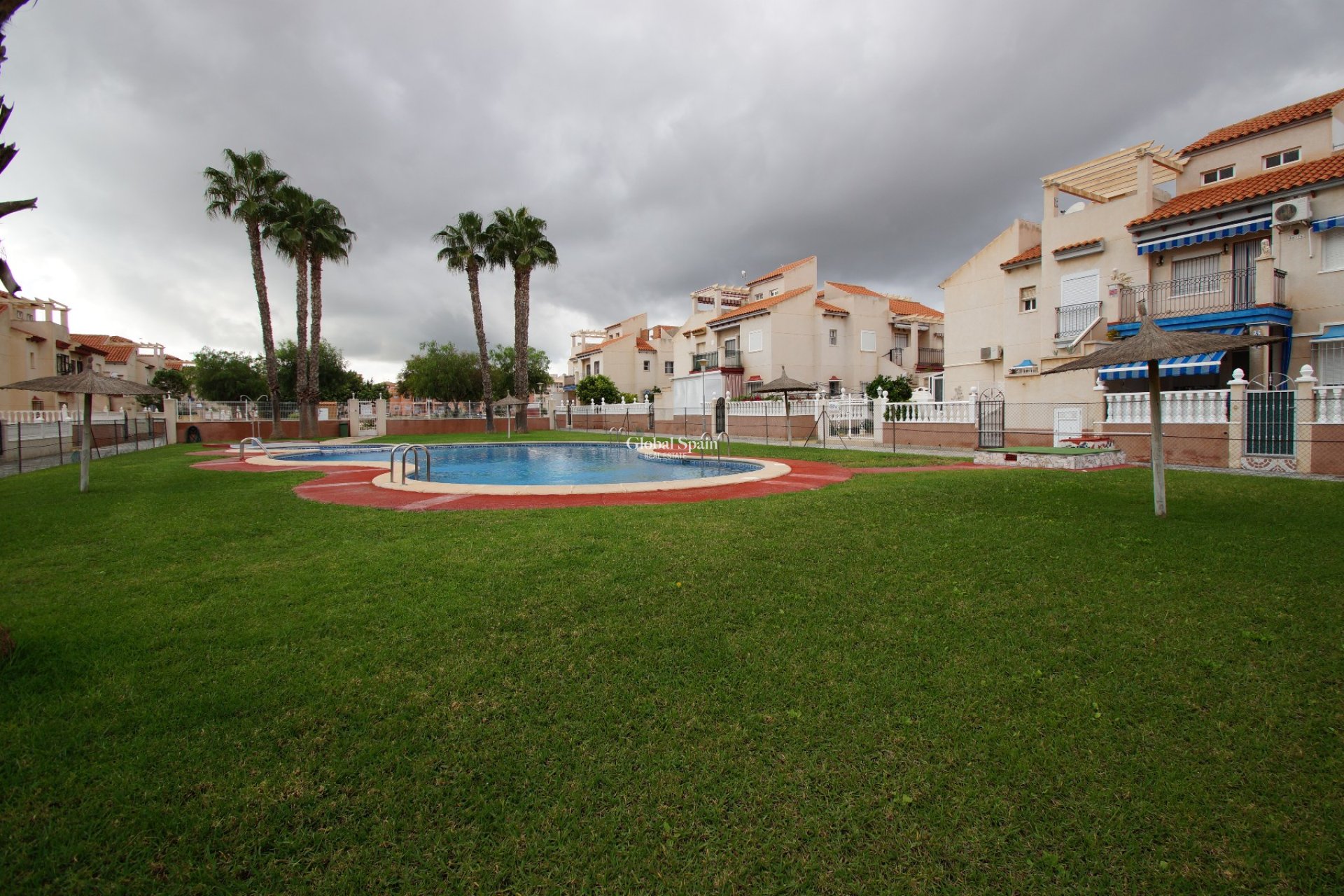 Odsprzedaż - MIESZKANIE -
ORIHUELA COSTA - 