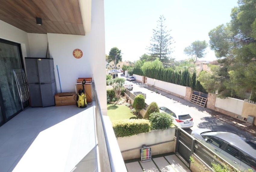 Odsprzedaż - MIESZKANIE -
ORIHUELA COSTA - 