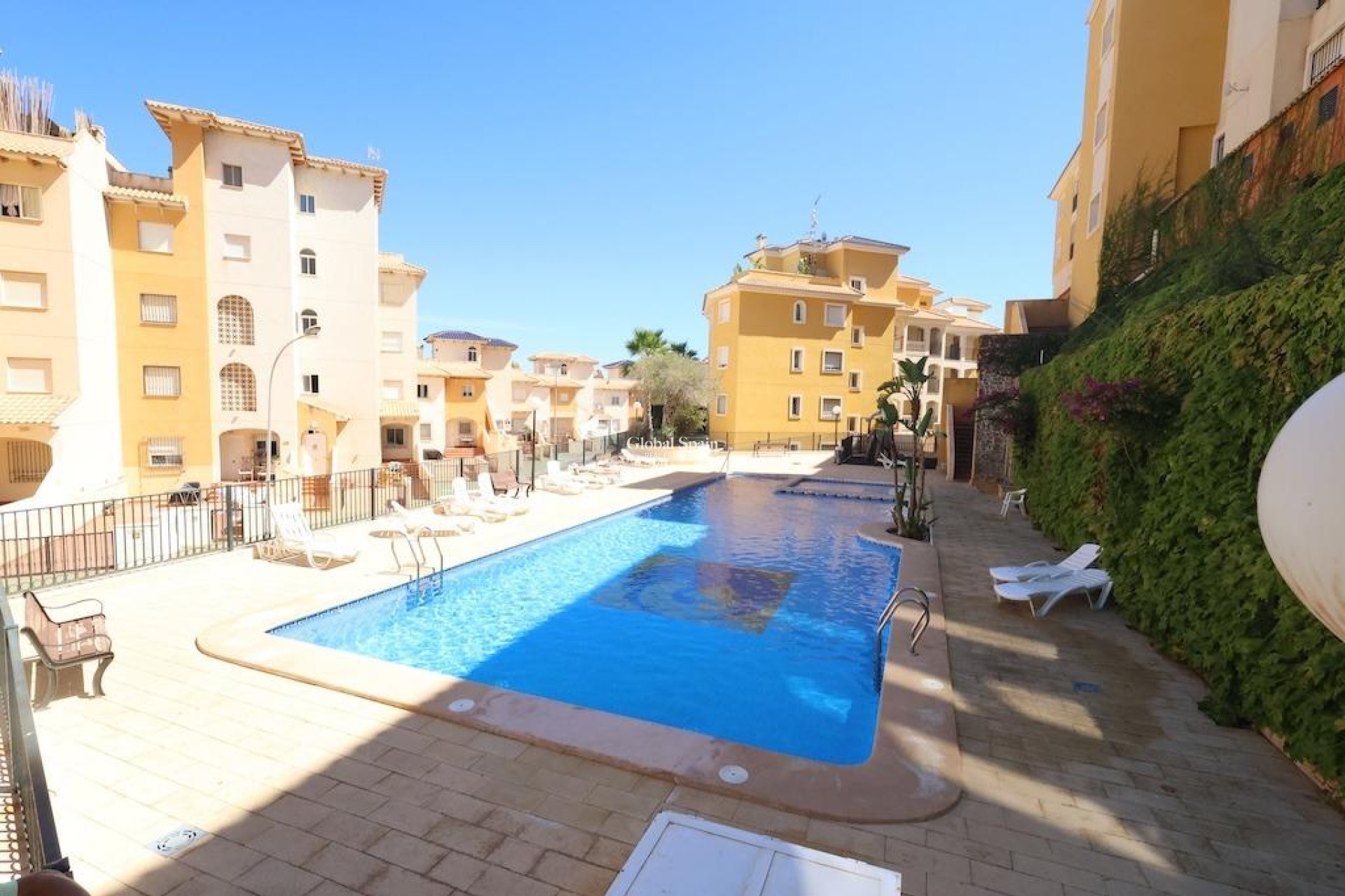 Odsprzedaż - MIESZKANIE -
ORIHUELA COSTA - 