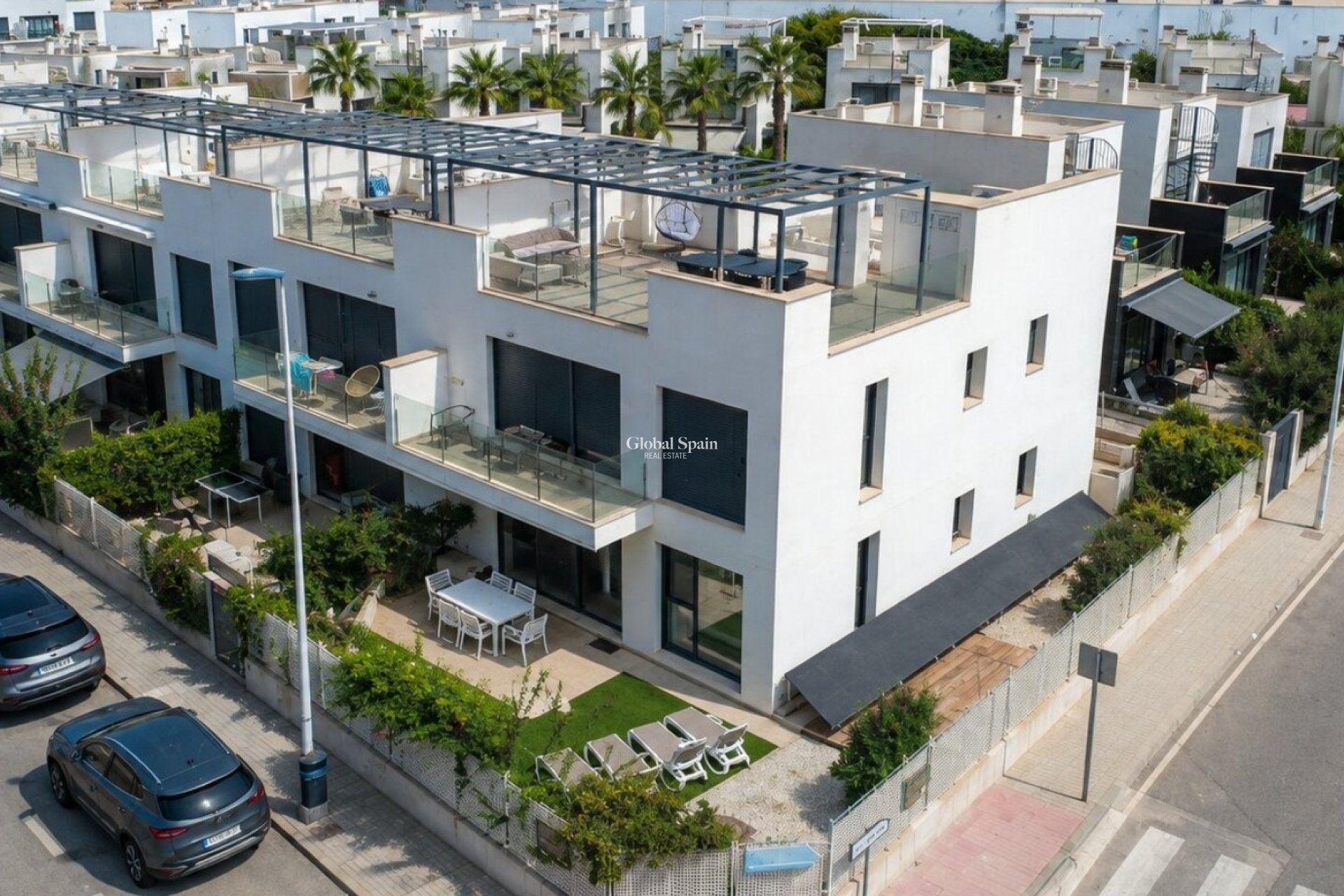 Odsprzedaż - MIESZKANIE -
ORIHUELA COSTA - 