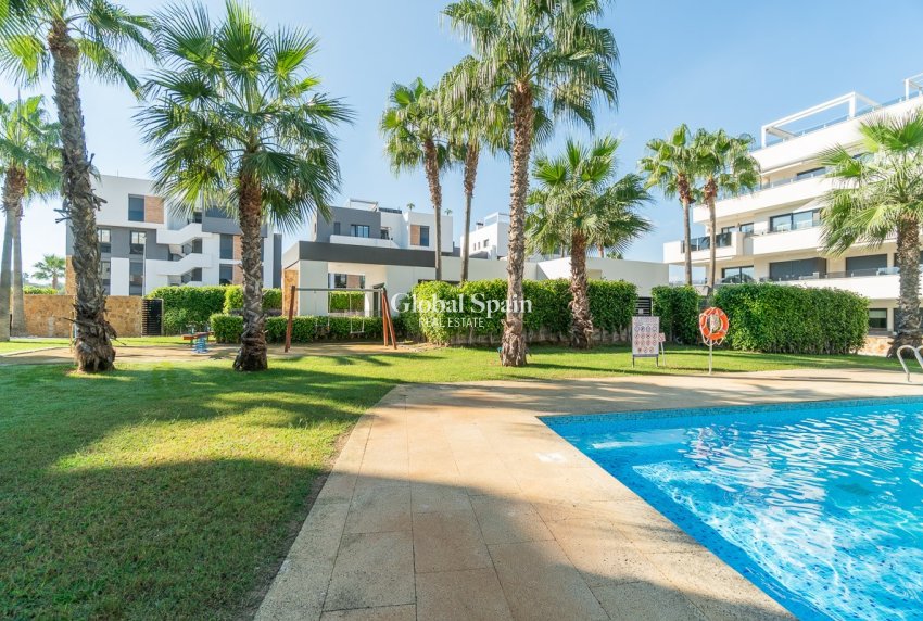 Odsprzedaż - MIESZKANIE -
ORIHUELA COSTA - 