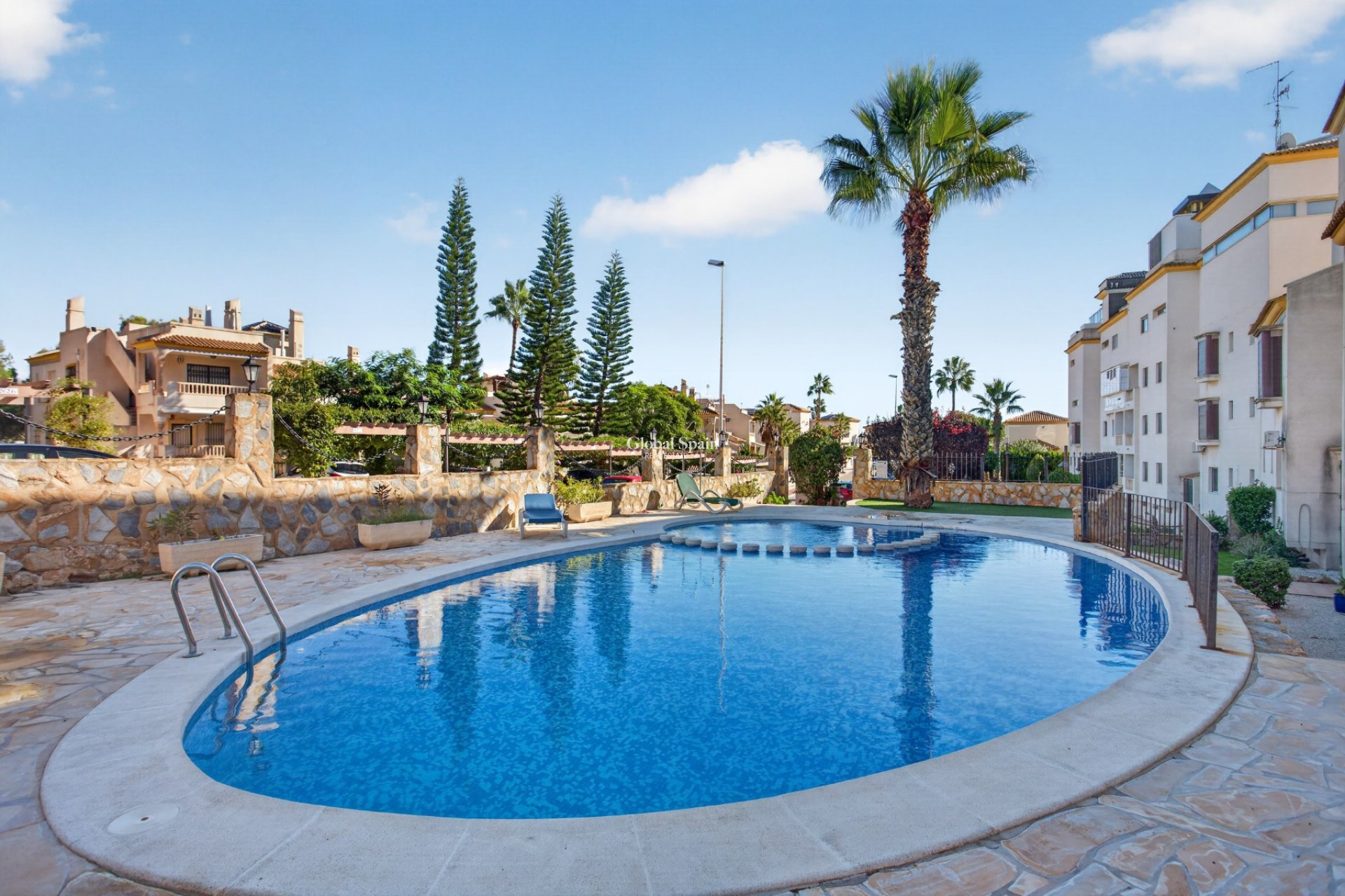 Odsprzedaż - MIESZKANIE -
ORIHUELA COSTA - 