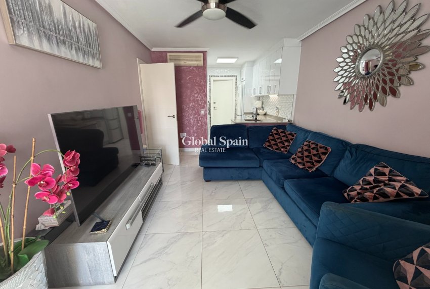 Odsprzedaż - MIESZKANIE -
ORIHUELA - Entre Naranjos
