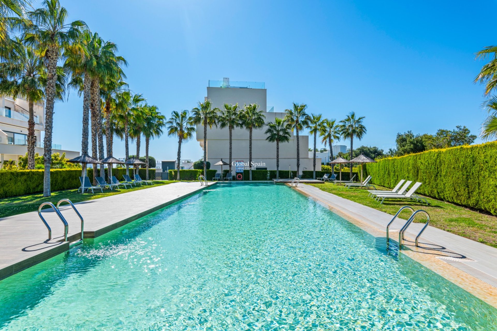 Odsprzedaż - MIESZKANIE -
ORIHUELA - Inland