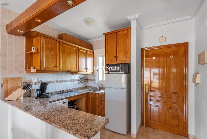 Odsprzedaż - MIESZKANIE -
ORIHUELA - VILLAMARTÍN