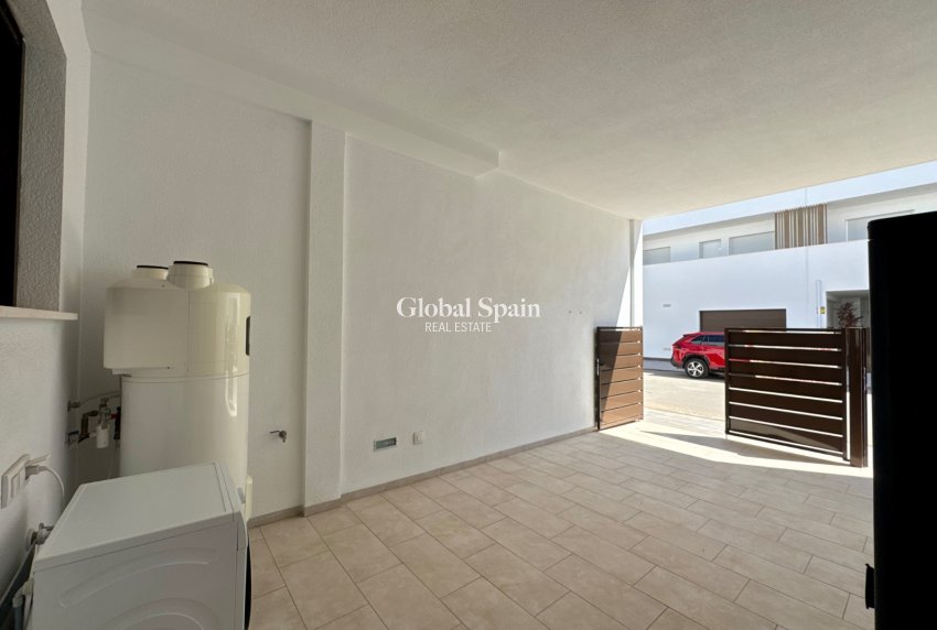 Odsprzedaż - MIESZKANIE -
PILAR DE LA HORADADA - 