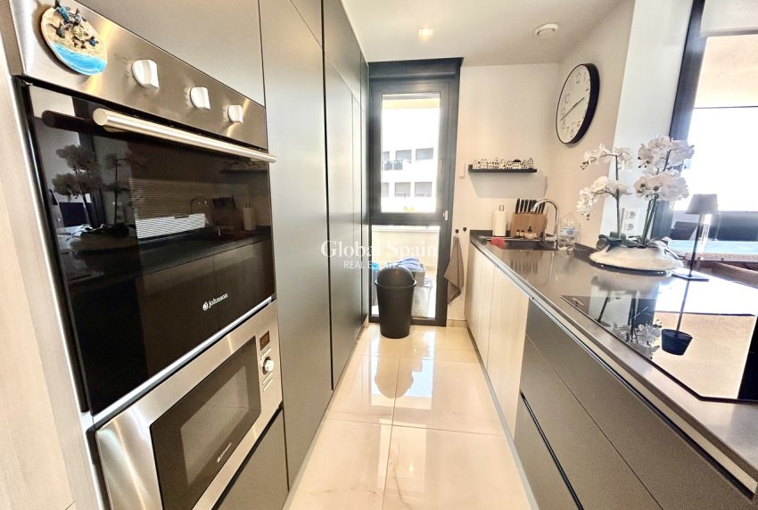 Odsprzedaż - MIESZKANIE -
PLAYA FLAMENCA - Costa Blanca