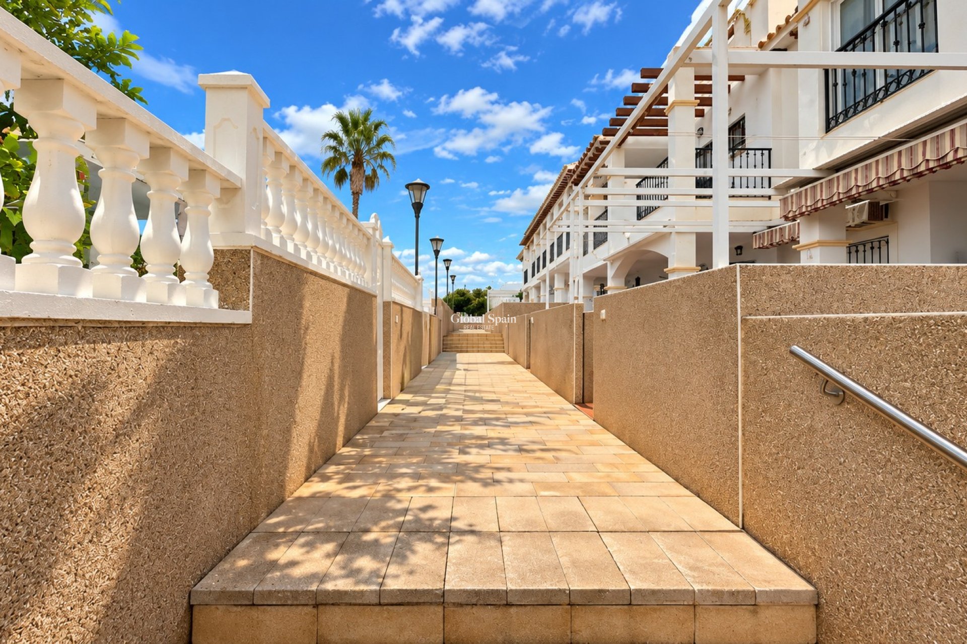 Odsprzedaż - MIESZKANIE -
PUNTA PRIMA - Costa Blanca