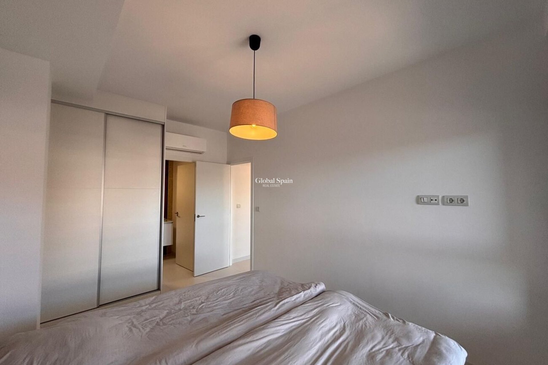 Odsprzedaż - MIESZKANIE -
SAN MIGUEL DE SALINAS - Costa Blanca